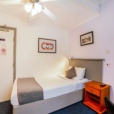 Marina Hotel Sandown Luaran gambar