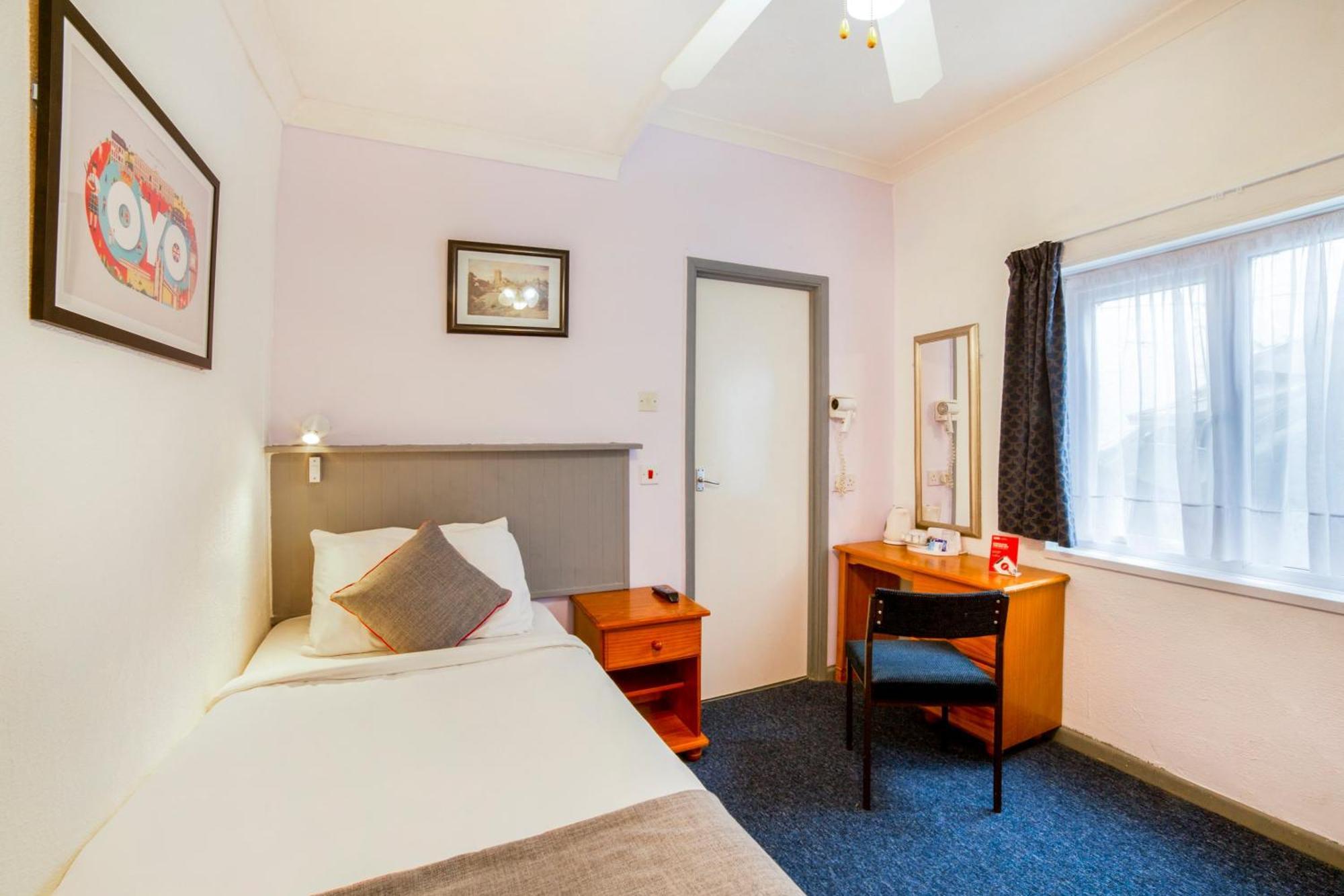 Marina Hotel Sandown Luaran gambar